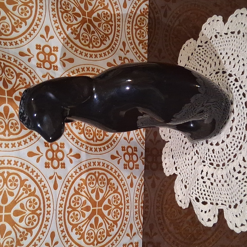 Vintage Ceramic Dog Figurine - Picture 3 of 4